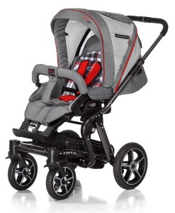 Kinderwagen mit Strasssteinen