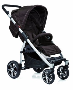 Kinderwagen mit kleinem Klappmaß
